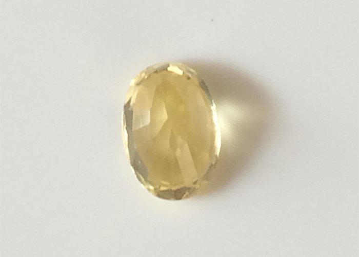 1.85 Cts Unheated Yellow Sapphire VVS1 Certified Yellow Sapphire