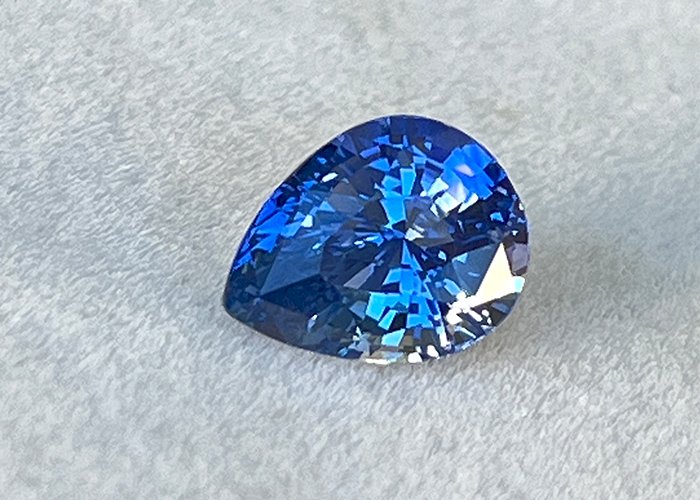 2.63 Cts Unheated Blue Sapphire Loose Gemstone, Pear Shape Cornflower Ceylon Blue Sapphire Engagement Ring White Gold Yellow Gold Jewelry